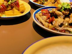 -三镇卤货二公司(汉街店)