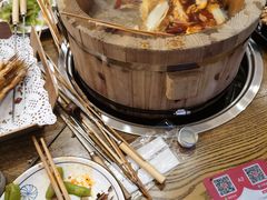 -聚串门儿·东北烧烤(信义坊店)
