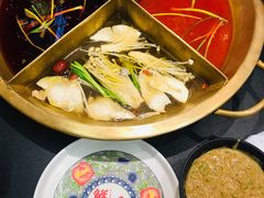 -沸炉重庆老火锅(军事博物馆店)