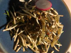 酸菜拌折耳根-山石榴·贵州菜(丰盛里店)