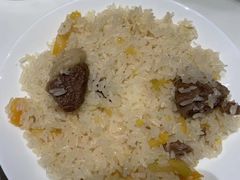 肉抓饭-伊宁伊香酥油奶茶馆