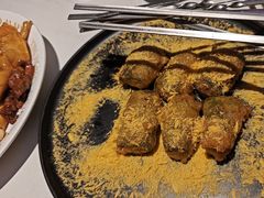 -小河公主秘制烤羊腿(小绿谷店)