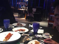 -云顶旋转自助景观餐厅
