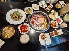 -木槿花韩式炭烤·熟成肉工坊(孙文东路店)