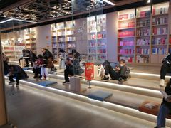 -新华书店(泉城路店)