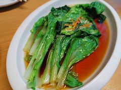 -关东小磨东北菜(上海长风大悦城店)