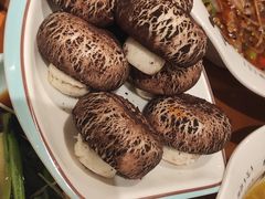 -有红鸡毛店·川菜(建设路店)