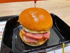 -The Habit Burger Grill 哈比特汉堡(爱琴海店)