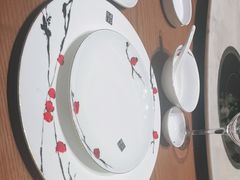 -泓历皇朝酒店(东亭店)
