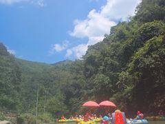 -大围山峡谷漂流