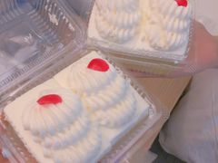 -红宝石·鲜奶小方·海派西点房(联洋店)