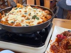 -亲昵春川鸡排(韩国美食街店)