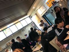 等位区-林静小吃(复兴路店)