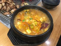 -肉甲韩国木炭烤肉(新壹街1店)