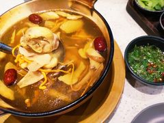 -半山腰·云南菜(侨福芳草地店)