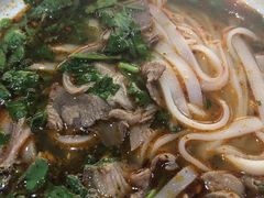 -遵义虾子张六羊肉粉(普陀路店)