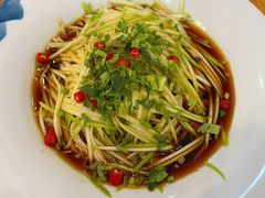 凉拌西葫芦丝-小郭私房菜·海肠捞饭店(学士街店)