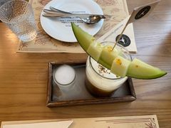 -Mark&Mars Restaurant