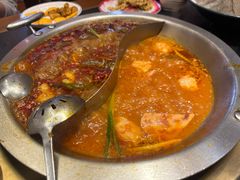 -沸炉重庆老火锅(军事博物馆店)