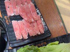-呷哺呷哺(普陀乐购真北店)