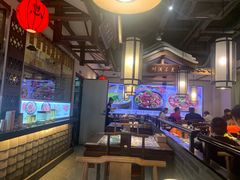 -川流不息·地道川菜·小龙虾(新松江路店)