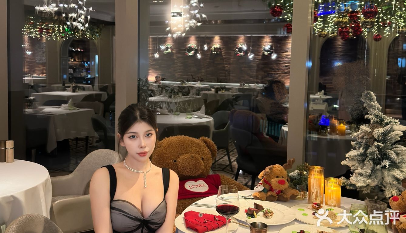 圣诞浪漫晚餐点亮夜～