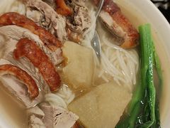 -佰搭果·广式茶餐厅(西华路店)