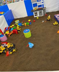 -开心哈乐亲子乐园(东森时尚百货店)