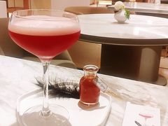 红磨坊的舞会-théATRE 茶聚场(王府中環店)