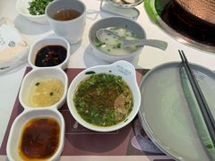 -洪氏嗨捞·广东猪肚鸡·椰子鸡火锅(西咸万象城店)