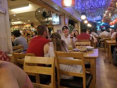 -J Daeng Seafood