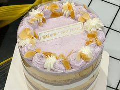 -蜜蜂小象·榴莲千层蛋糕(时代汇11栋店)