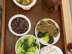 -雪梅月子中心(华侨城店)