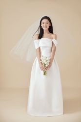 -喜爱高定婚纱摄影