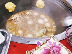-哈尔滨东北铁锅炖(都督街店)