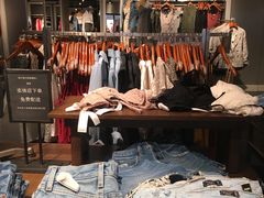 -Abercrombie&Fitch(德基广场店)