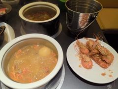 -钱小奴海鲜自助黑金店(杭州滨江龙湖店)