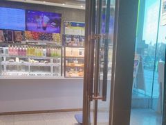 -奈雪的茶(百盛店)