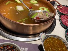 -牛村来人潮汕牛肉火锅(西单店)