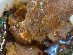 -黄利砖万峰林布依特色酸笋牛肉馆