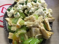 -老北京烧饼夹肉(北洼路店)