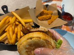 -必胜客(上海新南方商城PH店)
