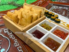 包尔萨克-乡村馕坑肉·烧烤·新疆菜·本地人更爱吃(阿勒泰首店)