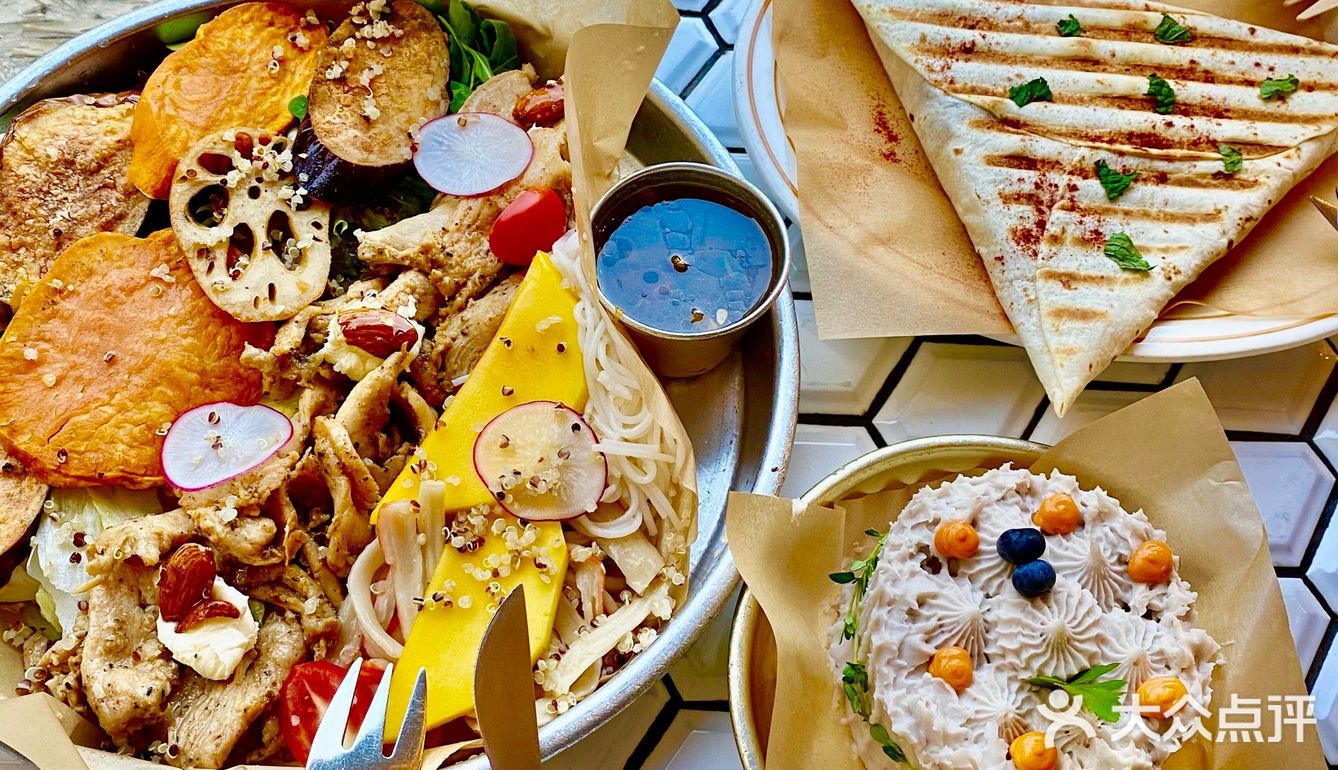 厦门必吃榜：野草莓自由市场[调皮]