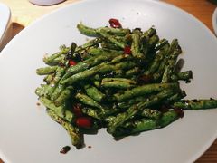 -蜜桃餐厅·伴山(绿宝广场店)