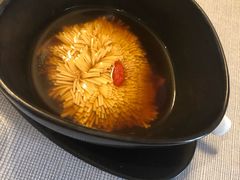 上汤炖菊花-萬國春·中菜馆(颐和公馆店)