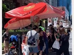 -詹爷爷乌节路街头冰淇淋