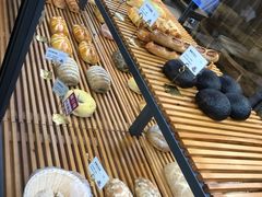 -焙丽拾光(麦凯乐直营店)