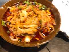 -巴四老城区炭火蛙锅(张江店)