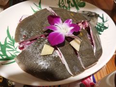 -尚竹阁冬瓜盅·18年地标美食(平洲店)